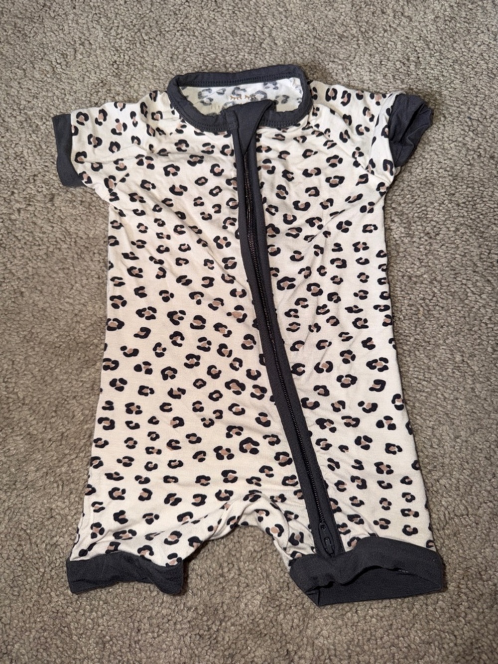 Little Sleepies Leopard Short Sleeve One-Piece Romper - Cream/Grey